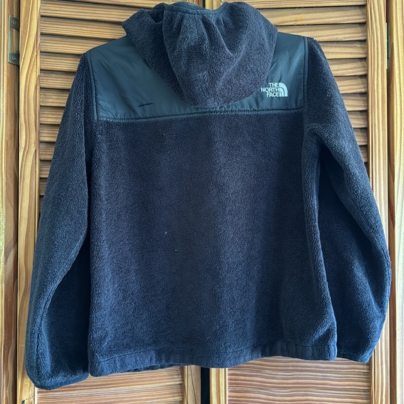 Used girls North Face jacket - Picture 2 of 4